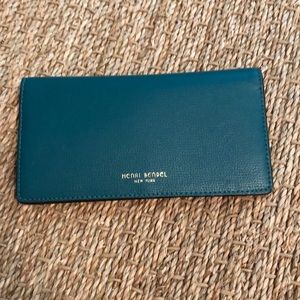 Henri Bendel Wallet